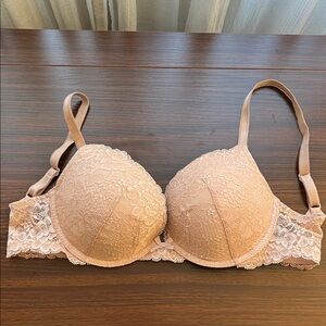 Victoria’s Secret Dream Angels Push-Up Bra